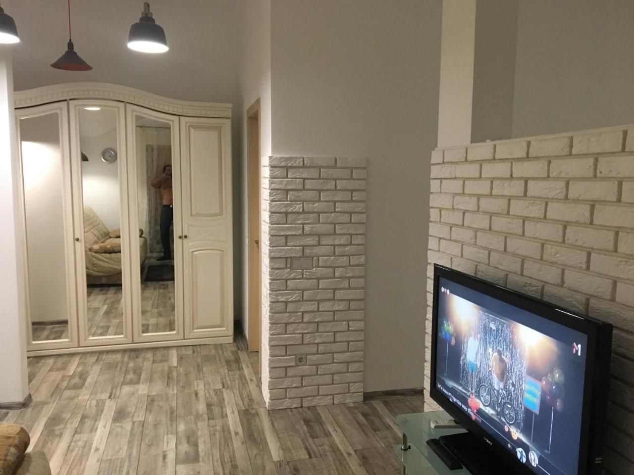 Comfort Place In The City Centre ايفانو - فرانكيفسك المظهر الخارجي الصورة